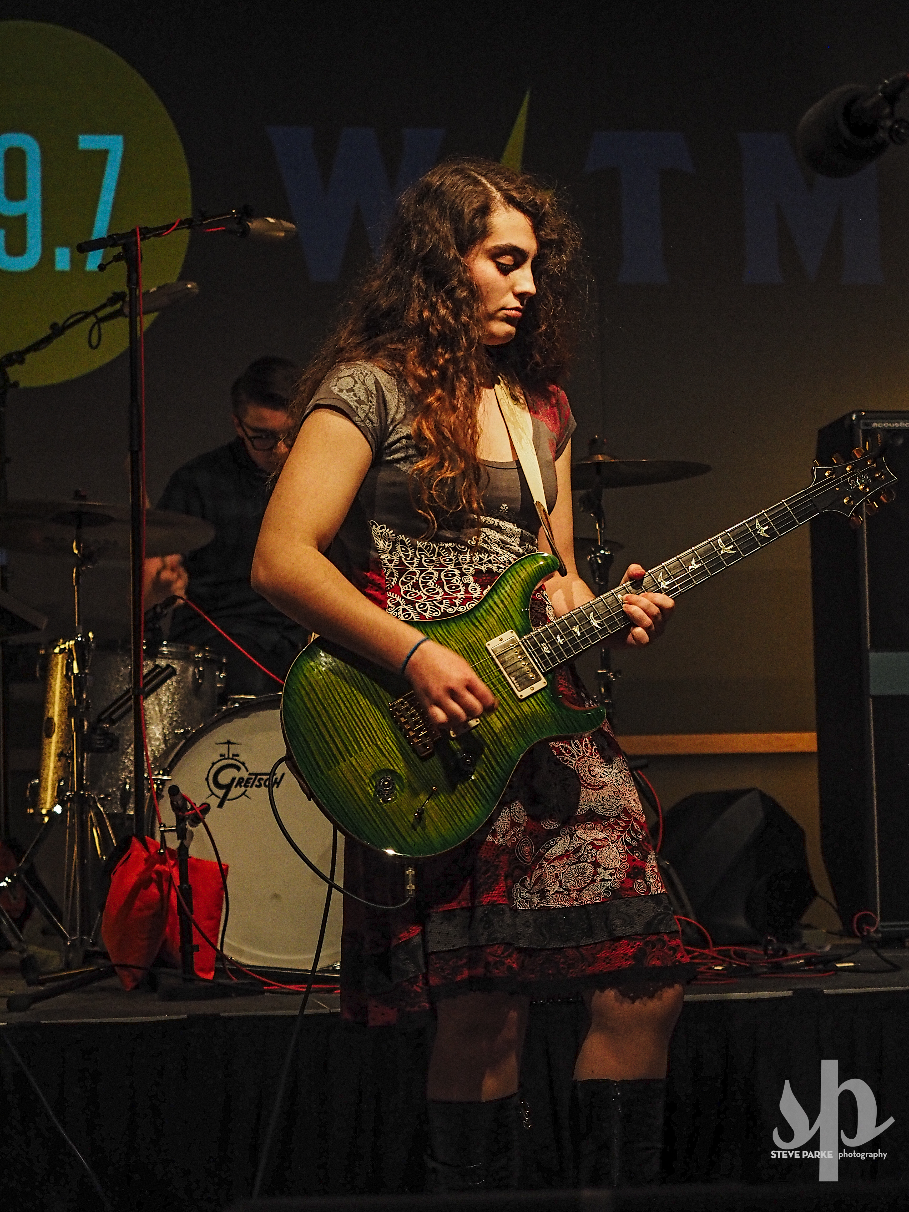 Serena Miller, guitarist and singer for Legends of Et cetera, performs at An Evening With Legends of Et cetera at WTMD. Photo by Steve Parke.